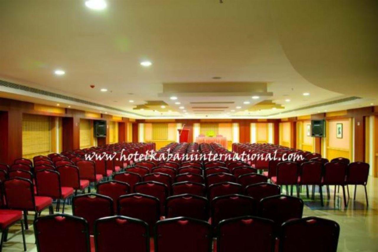 Muvattupuzha Hotel Kabani International מראה חיצוני תמונה