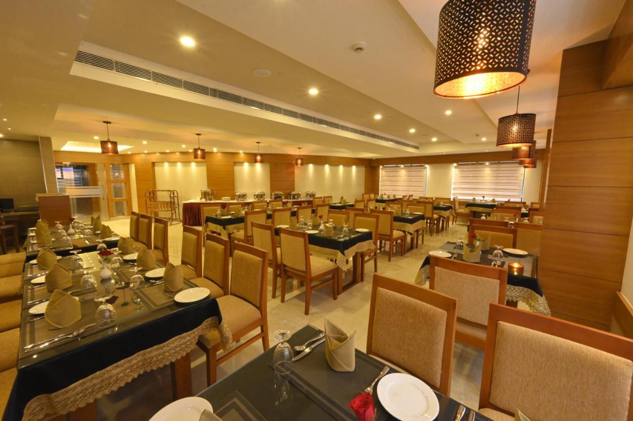 Muvattupuzha Hotel Kabani International מראה חיצוני תמונה