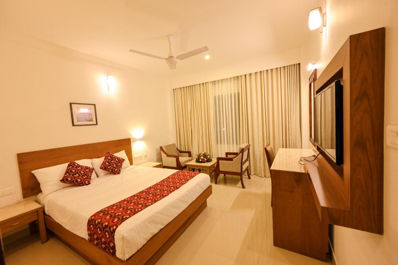 Muvattupuzha Hotel Kabani International מראה חיצוני תמונה
